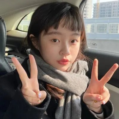 一个男人和一个女人 海报